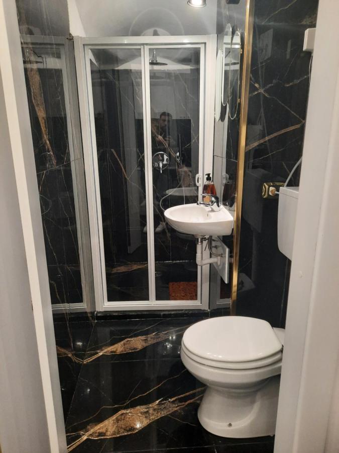 Casa Suite Del Cardinale Наполи Екстериор снимка
