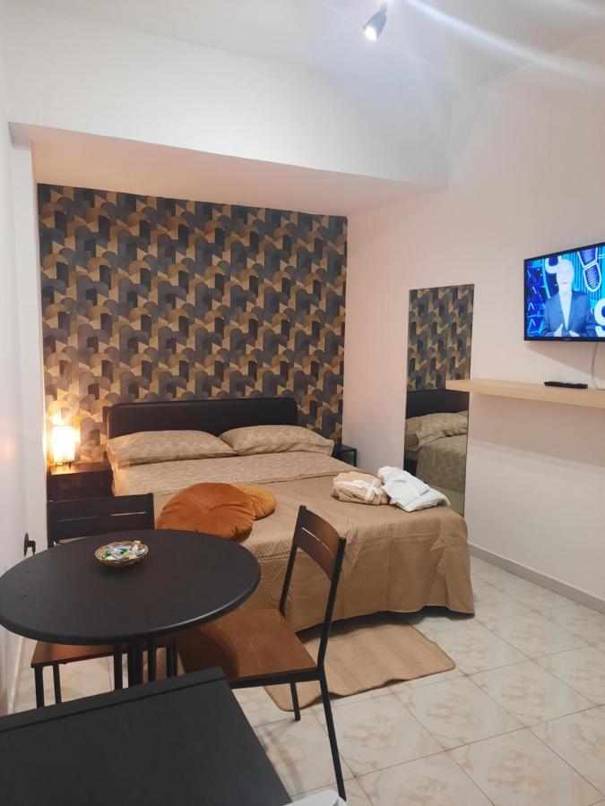 Casa Suite Del Cardinale Наполи Екстериор снимка